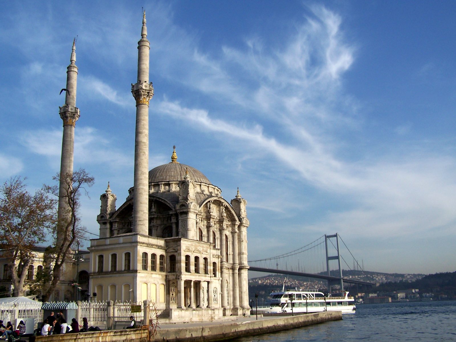 Mosquée d’Ortaköy et le Bosphore